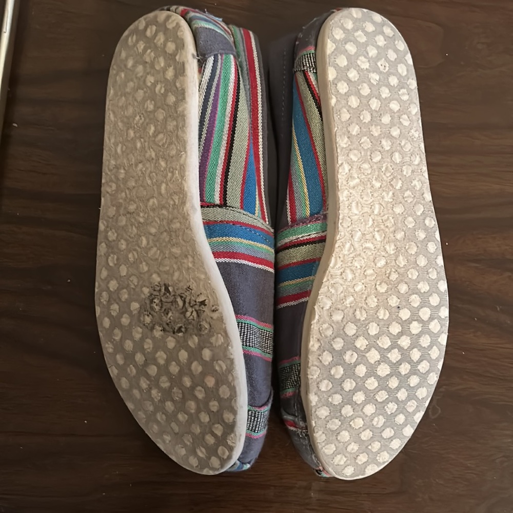 Striped TOMS - Picture 5 of 5